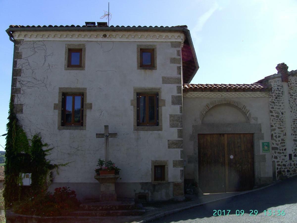 Bed and Breakfast La Fontaine Saint-Georges-en-Couzan Екстер'єр фото
